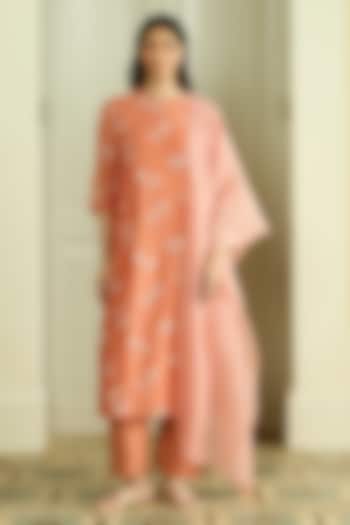 Tangerine Muslin Cotton Embroidered Kurta Set by Vaayu at Pernia's Pop Up Shop