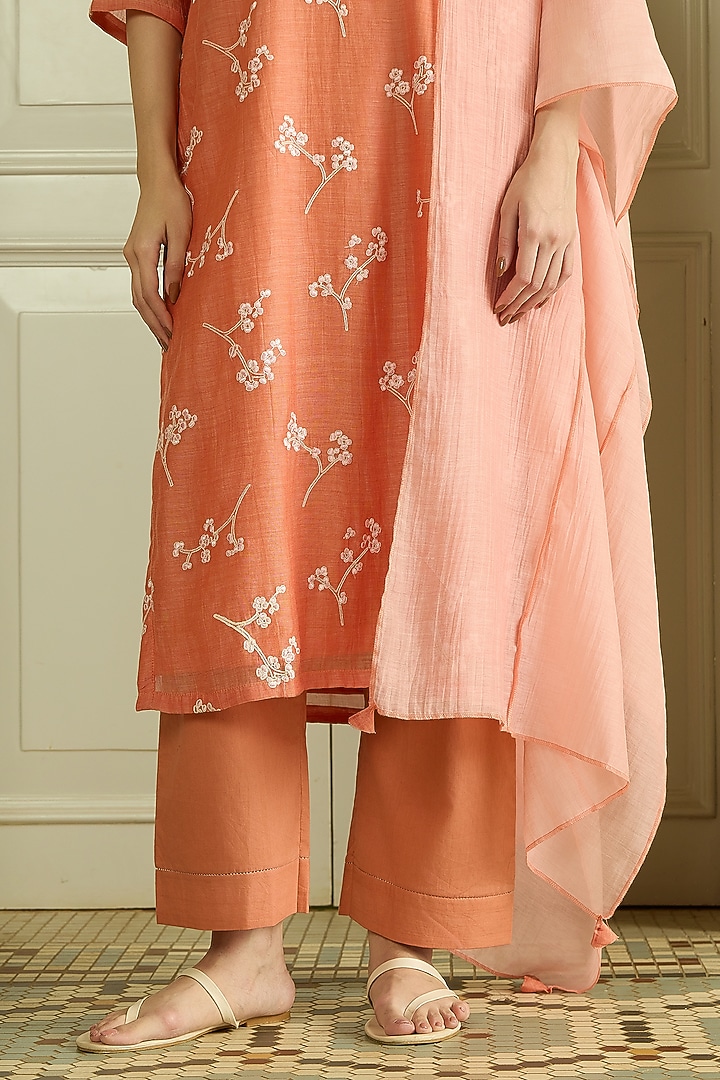 Tangerine Muslin Cotton Embroidered Kurta Set by Vaayu at Pernia's Pop Up Shop