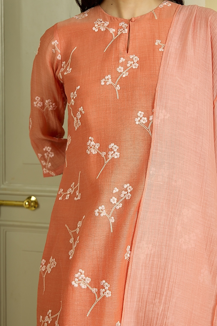 Tangerine Muslin Cotton Embroidered Kurta Set by Vaayu at Pernia's Pop Up Shop