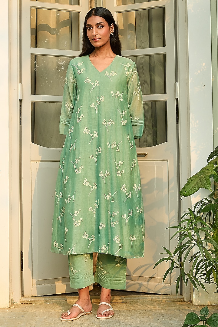 Verdant-Colored Muslin Cotton Embroidered Co-Ord Set by Vaayu at Pernia's Pop Up Shop