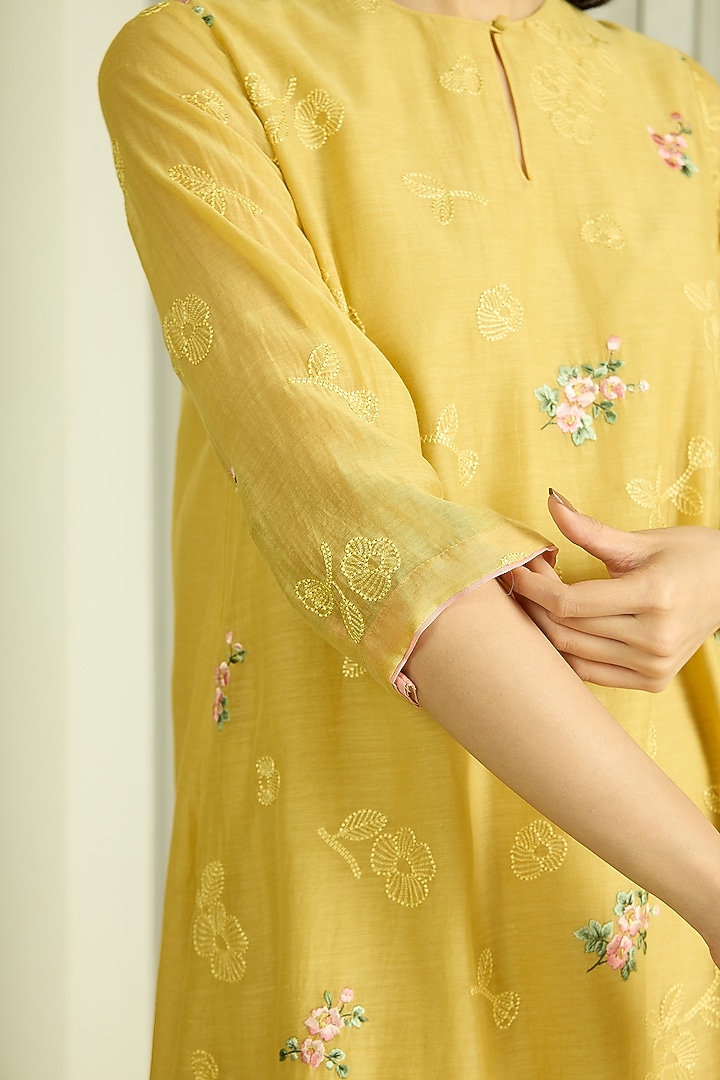 Lemon Muslin Cotton Embroidered Co-Ord Set by Vaayu at Pernia's Pop Up Shop