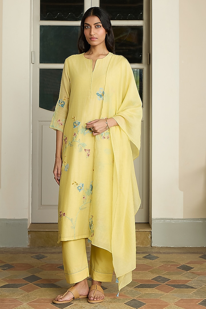 Lemon Muslin Cotton Embroidered Kurta Set by Vaayu at Pernia's Pop Up Shop