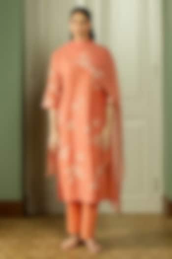 Tangerine Muslin Cotton Embroidered Kurta Set by Vaayu at Pernia's Pop Up Shop