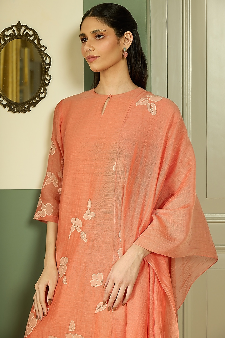 Tangerine Muslin Cotton Embroidered Kurta Set by Vaayu at Pernia's Pop Up Shop