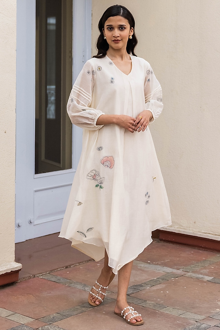 Pearl White Muslin Cotton Thread Embroidered Midi Dress by Vaayu at Pernia's Pop Up Shop