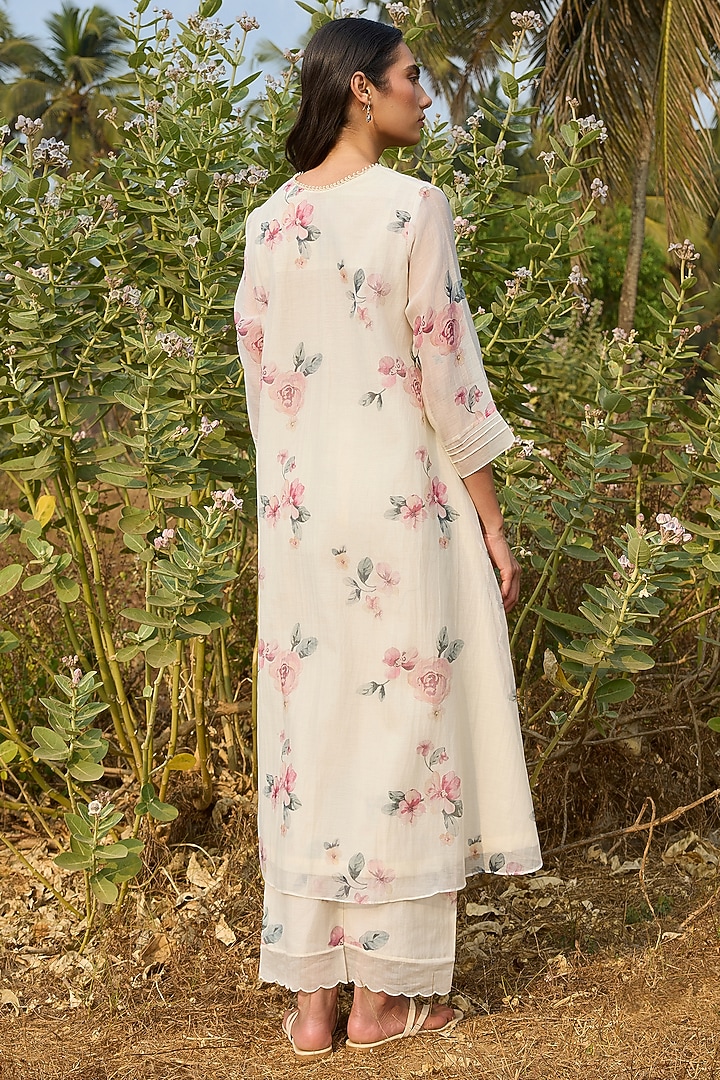Ivory Muslin Cotton Floral Printed Kurta Set by Vaayu at Pernia's Pop Up Shop