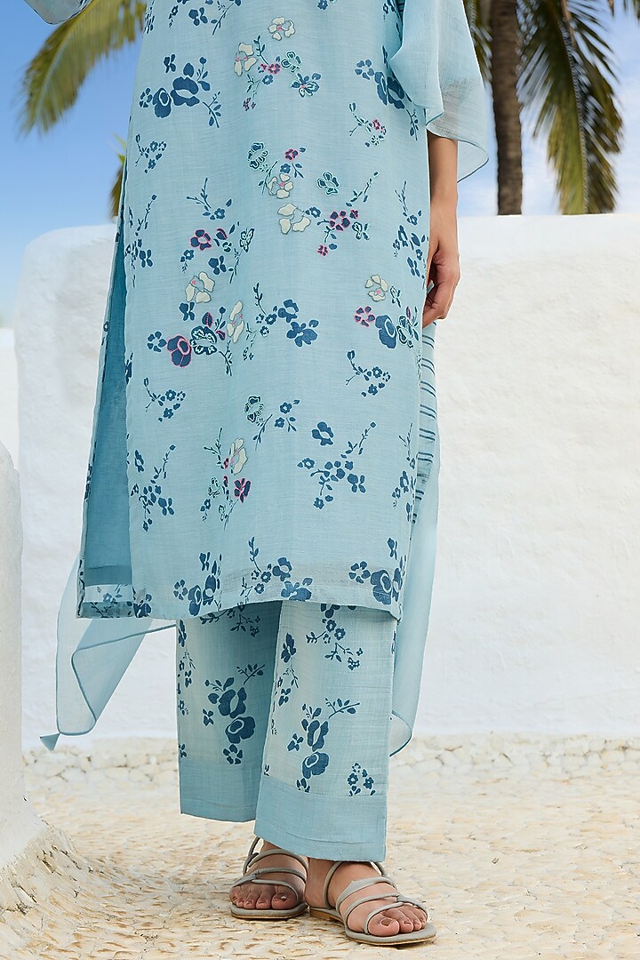 Sky Blue Muslin Cotton Printed & Applique Embroidered Kurta Set by Vaayu at Pernia's Pop Up Shop