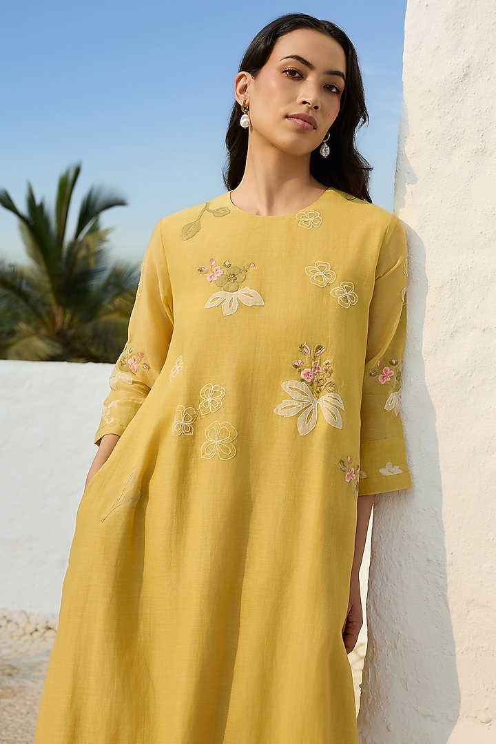 Rue-Colored Muslin Cotton Floral Embroidered Tunic Set by Vaayu at Pernia's Pop Up Shop