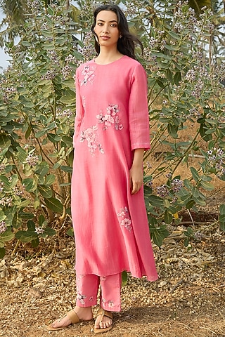 Rose-Colored Muslin Cotton Applique Embroidered Tunic Set by Vaayu