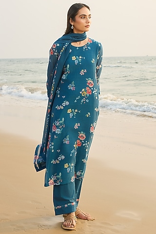 Sapphire Muslin Cotton Printed Kurta Set by Vaayu