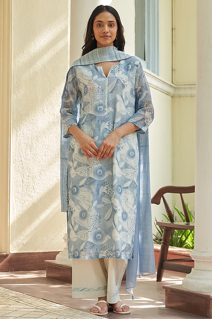 Powder Blue Muslin Cotton Printed Kurta Set by Vaayu at Pernia's Pop Up Shop