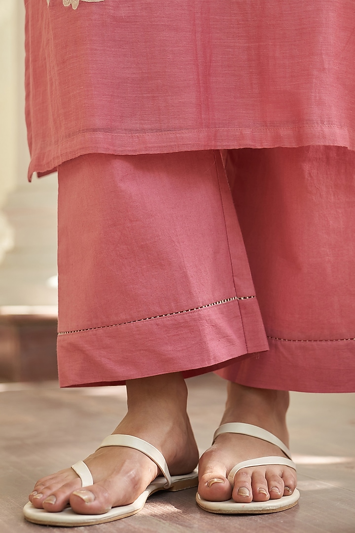 Peony Pink Muslin Cotton Floral Applique Work Kurta Set by Vaayu at Pernia's Pop Up Shop