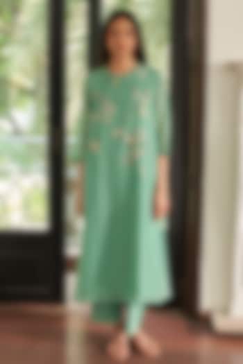 Mint Green Muslin Cotton Floral Applique Work Kurta Set by Vaayu at Pernia's Pop Up Shop