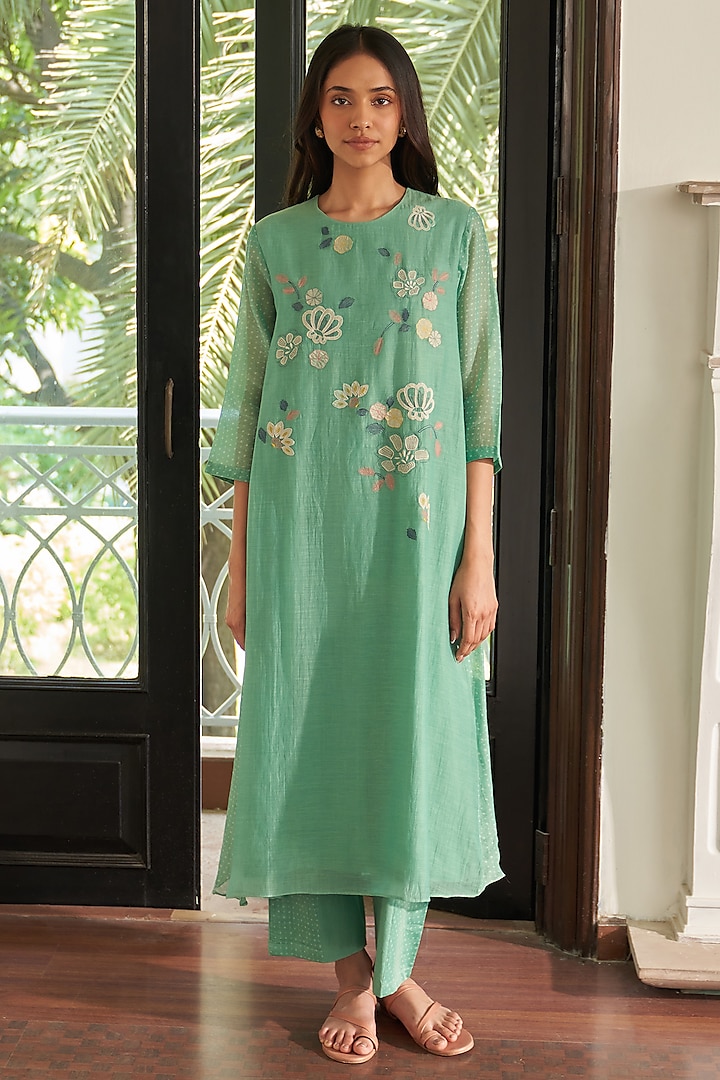 Mint Green Muslin Cotton Floral Applique Work Kurta Set by Vaayu at Pernia's Pop Up Shop