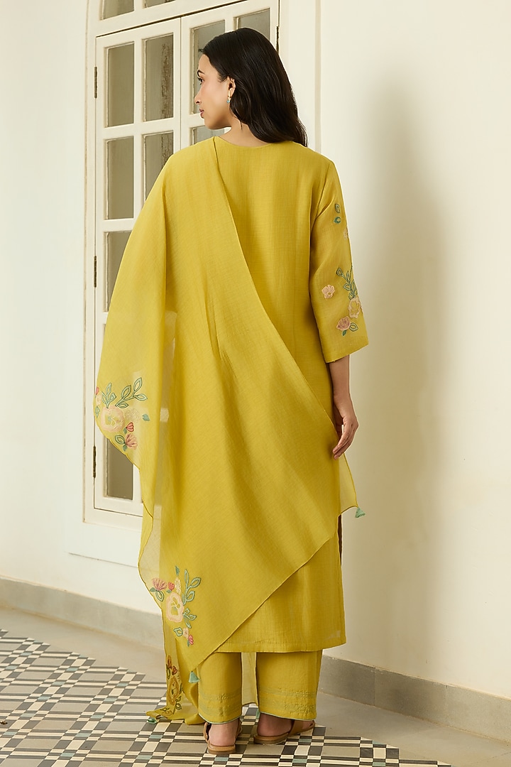 Marigold Yellow Muslin Cotton Floral Applique Embroidered Kurta Set by Vaayu at Pernia's Pop Up Shop