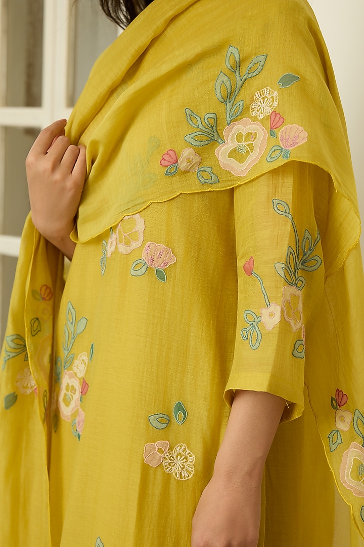 Marigold Yellow Muslin Cotton Floral Applique Embroidered Kurta Set by Vaayu at Pernia's Pop Up Shop