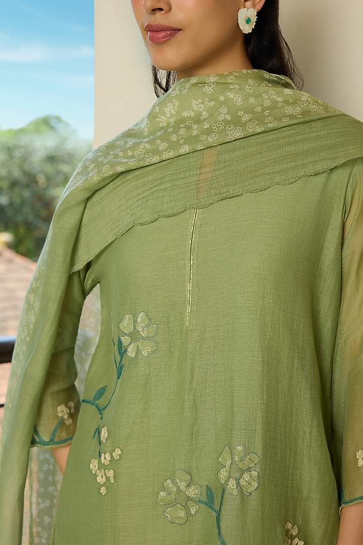 Sage Green Muslin Cotton Applique Embroidered Kurta Set by Vaayu at Pernia's Pop Up Shop