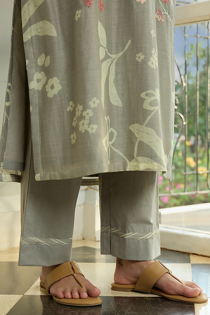 Slate-Colored Muslin Cotton Thread Embroidered Kurta Set by Vaayu at Pernia's Pop Up Shop