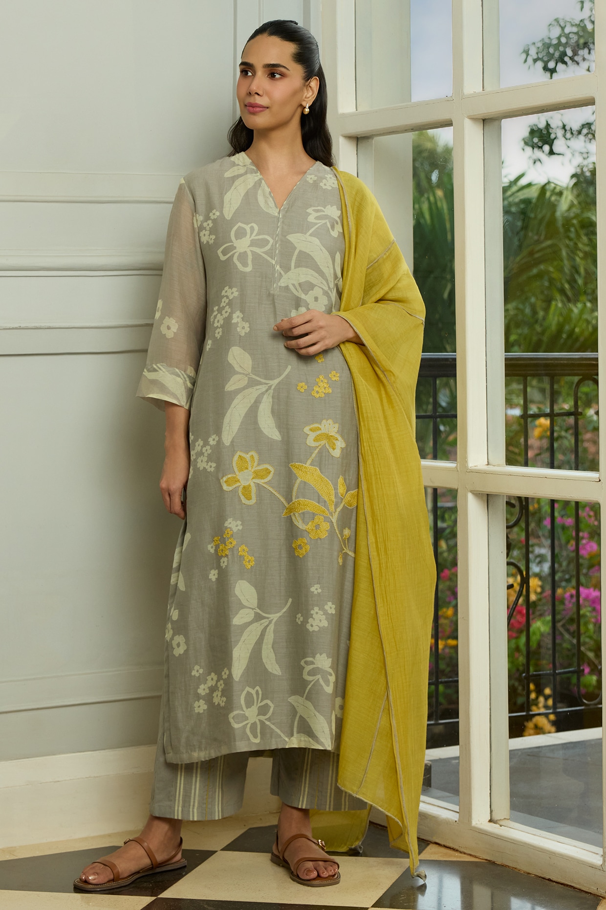 Vaayu Slate-Colored Muslin Cotton Thread Embroidered Kurta Set