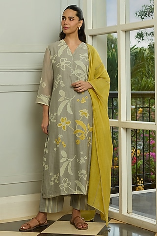 Slate-Colored Muslin Cotton Thread Embroidered Kurta Set by Vaayu