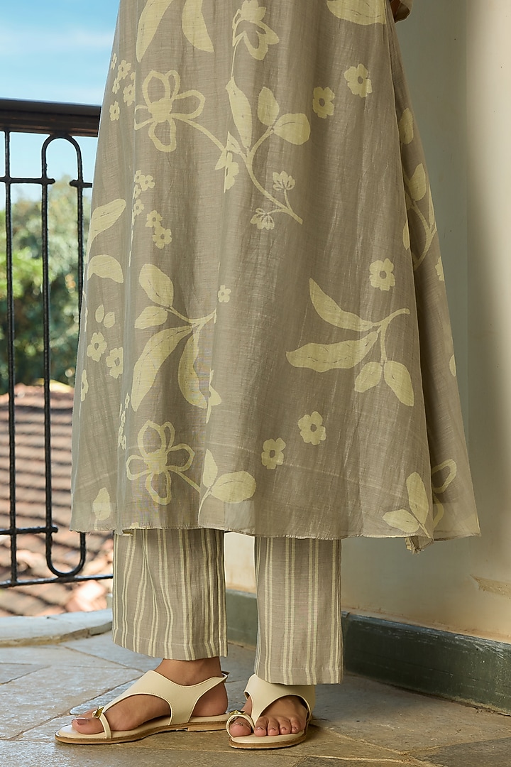 Slate-Colored Muslin Cotton Floral Printed & Thread Embroidered Kurta Set by Vaayu at Pernia's Pop Up Shop