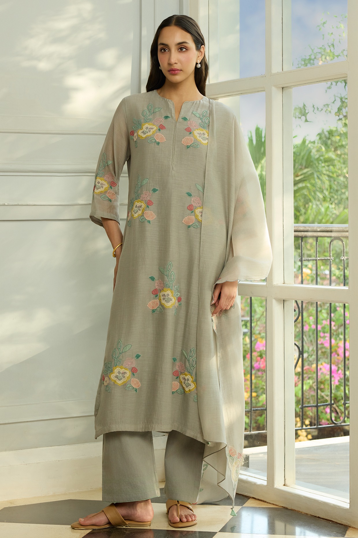 Vaayu Slate-Colored Muslin Cotton Applique Motifs Embroidered Kurta Set