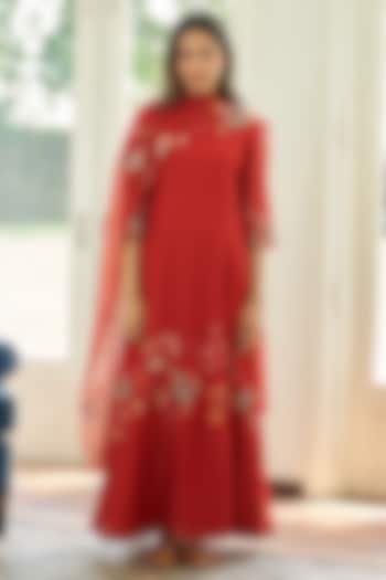 Poppy Red Muslin Cotton Floral Embroidered Party Wear Anarkali Set by Vaayu at Pernia's Pop Up Shop