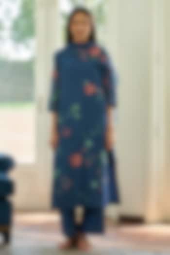 Ocean Blue Muslin Cotton Floral Applique Kurta Set by Vaayu at Pernia's Pop Up Shop