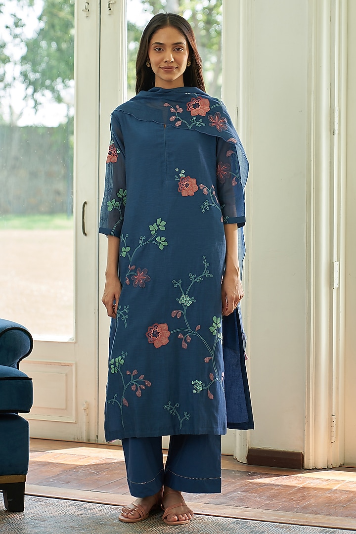 Ocean Blue Muslin Cotton Floral Applique Kurta Set by Vaayu at Pernia's Pop Up Shop
