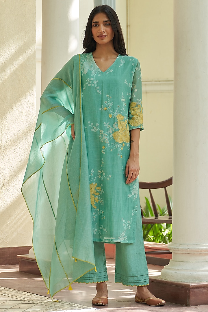 Mint Muslin Cotton Printed & Embroidered Kurta Set by Vaayu at Pernia's Pop Up Shop