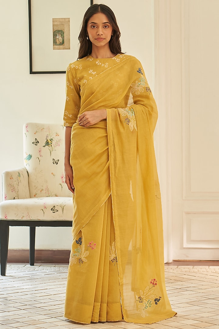 Rue-Colored Muslin Cotton Floral Embroidered Festive Saree Set by Vaayu at Pernia's Pop Up Shop