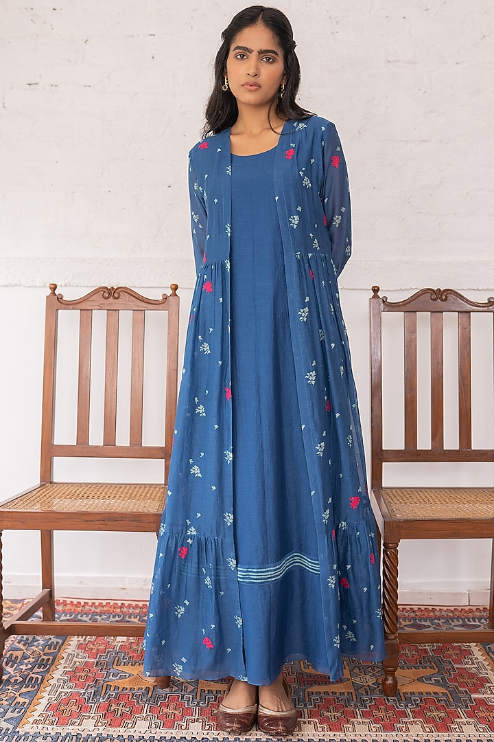 Sapphire Embroidered & Printed Jacket Dress by Vaayu at Pernia's Pop Up  Shop 2026