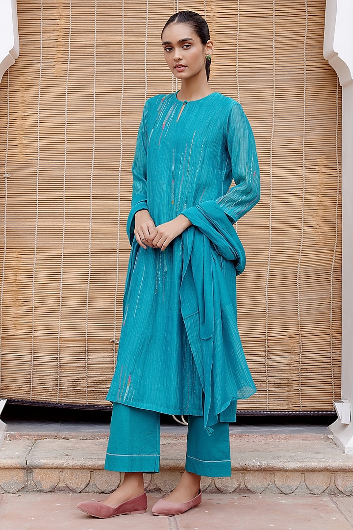 Aquamarine Cotton Muslin Linear Embroidered Kurta Set by Vaayu at Pernia's Pop Up Shop