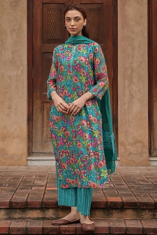 Teal Muslin Cotton Floral Printed Kurta Set by Vaayu