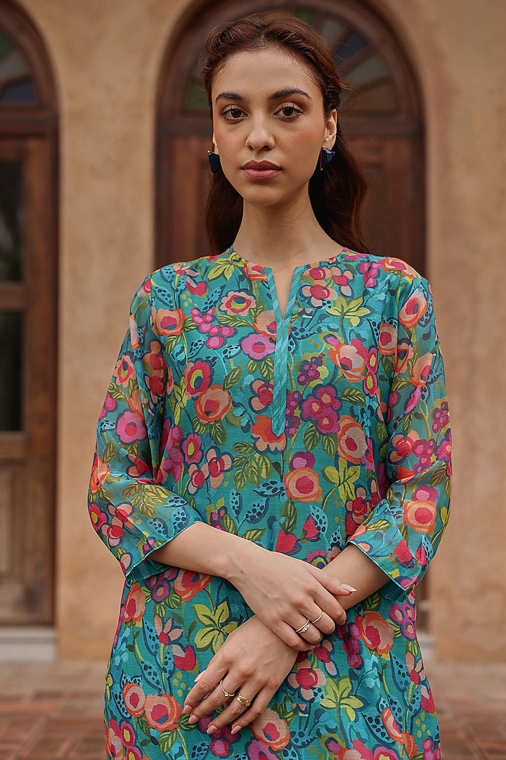 Teal Muslin Cotton Floral Printed Kurta Set by Vaayu at Pernia's Pop Up Shop
