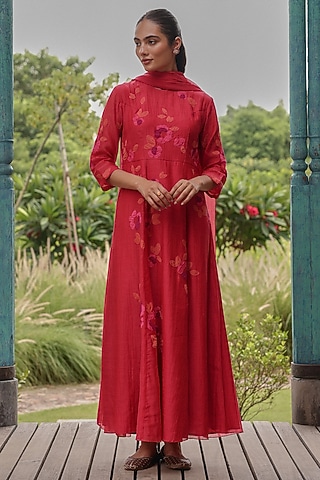 Berry Colored Muslin Cotton Applique Embroidered Anarkali Set by Vaayu
