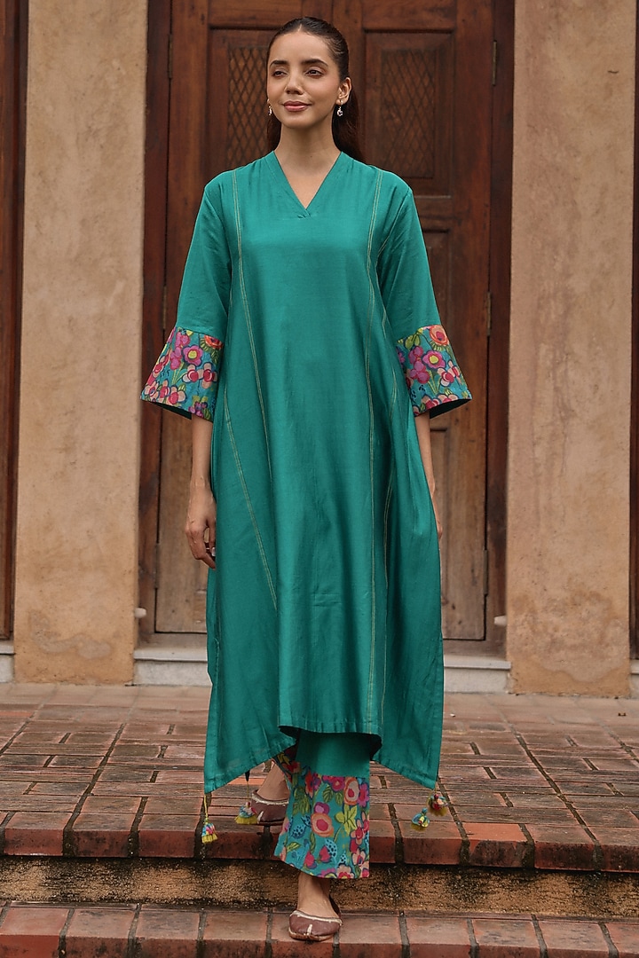 Teal Giza Silk Printed Co-Ord Set by Vaayu at Pernia's Pop Up Shop