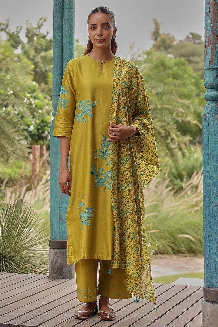 Ochre Colored Giza Silk Floral Applique Embroidered Kurta Set by Vaayu at Pernia's Pop Up Shop