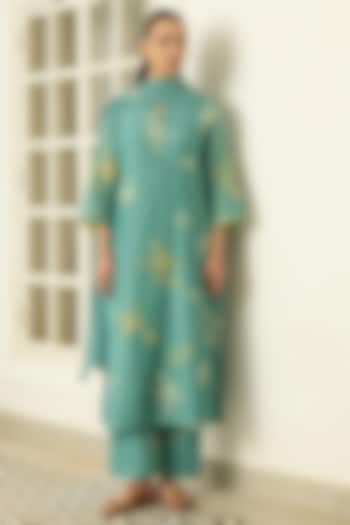 Aqua Muslin Cotton Floral Printed Kurta Set by Vaayu at Pernia's Pop Up Shop