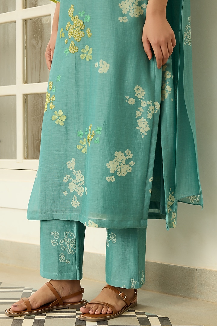 Aqua Muslin Cotton Floral Printed Kurta Set by Vaayu at Pernia's Pop Up Shop