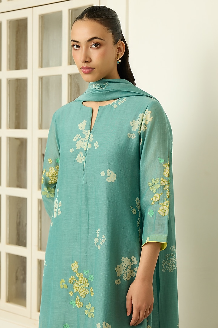 Aqua Muslin Cotton Floral Printed Kurta Set by Vaayu at Pernia's Pop Up Shop