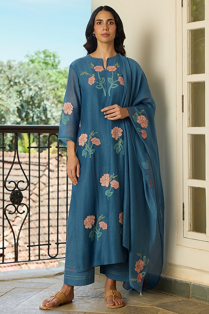 Indigo Muslin Cotton Floral Applique Kurta Set by Vaayu at Pernia's Pop Up Shop