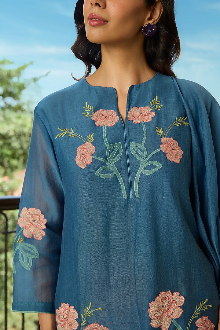 Indigo Muslin Cotton Floral Applique Kurta Set by Vaayu at Pernia's Pop Up Shop