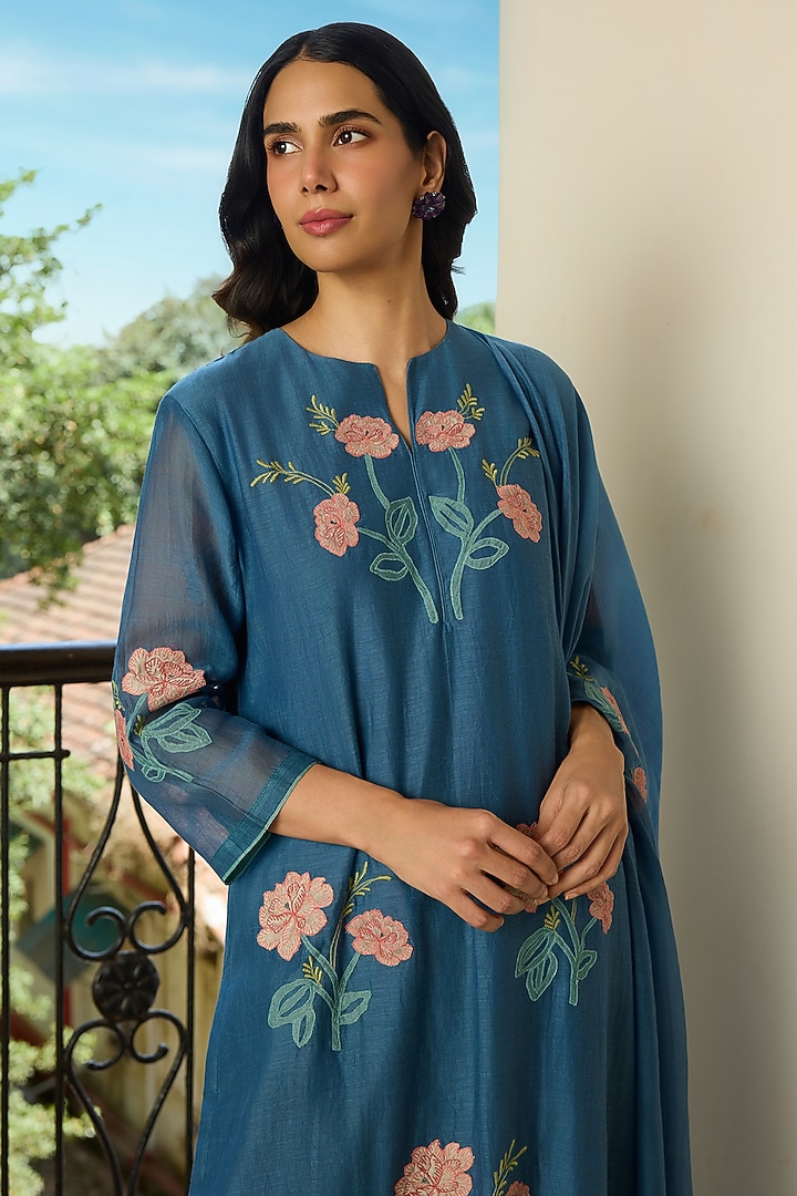 Indigo Muslin Cotton Floral Applique Kurta Set by Vaayu at Pernia's Pop Up Shop
