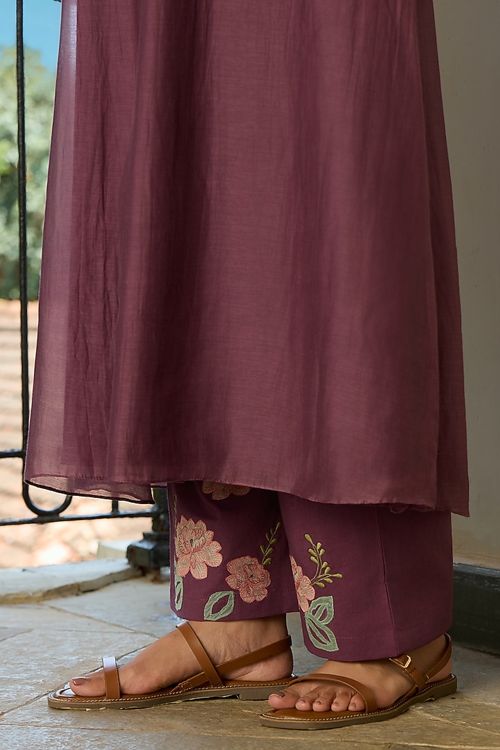 Amethyst Muslin Cotton Floral Applique Kurta Set by Vaayu at Pernia's Pop Up Shop