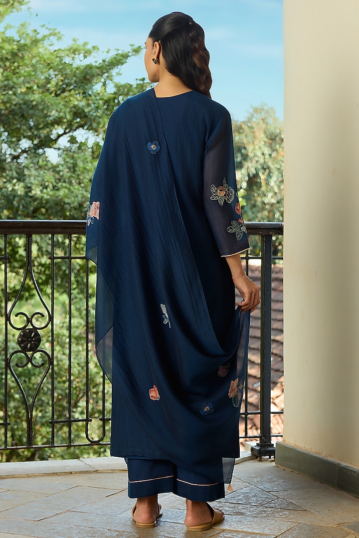 Midnight Blue Muslin Cotton Applique Kurta Set by Vaayu at Pernia's Pop Up Shop