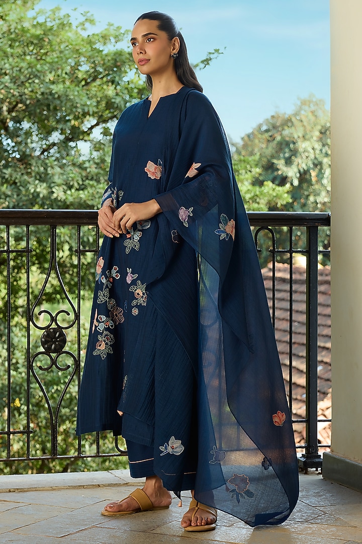 Midnight Blue Muslin Cotton Applique Kurta Set by Vaayu at Pernia's Pop Up Shop