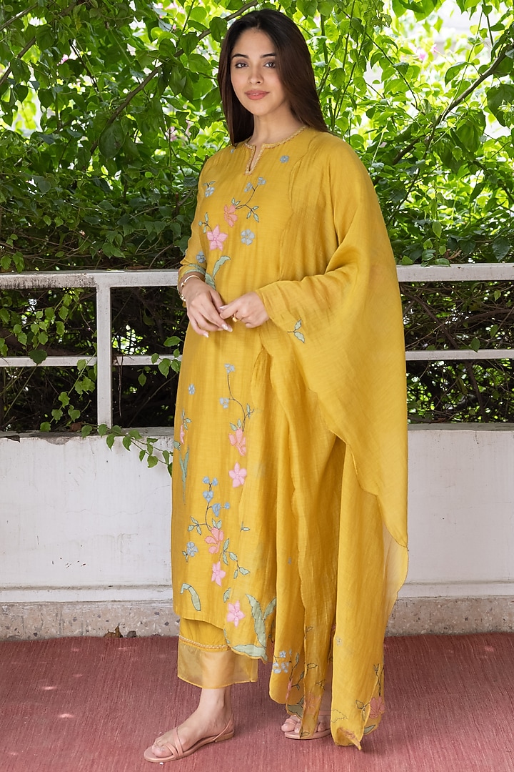 Yellow Floral Printed Bead Work Muslin Kurta Set