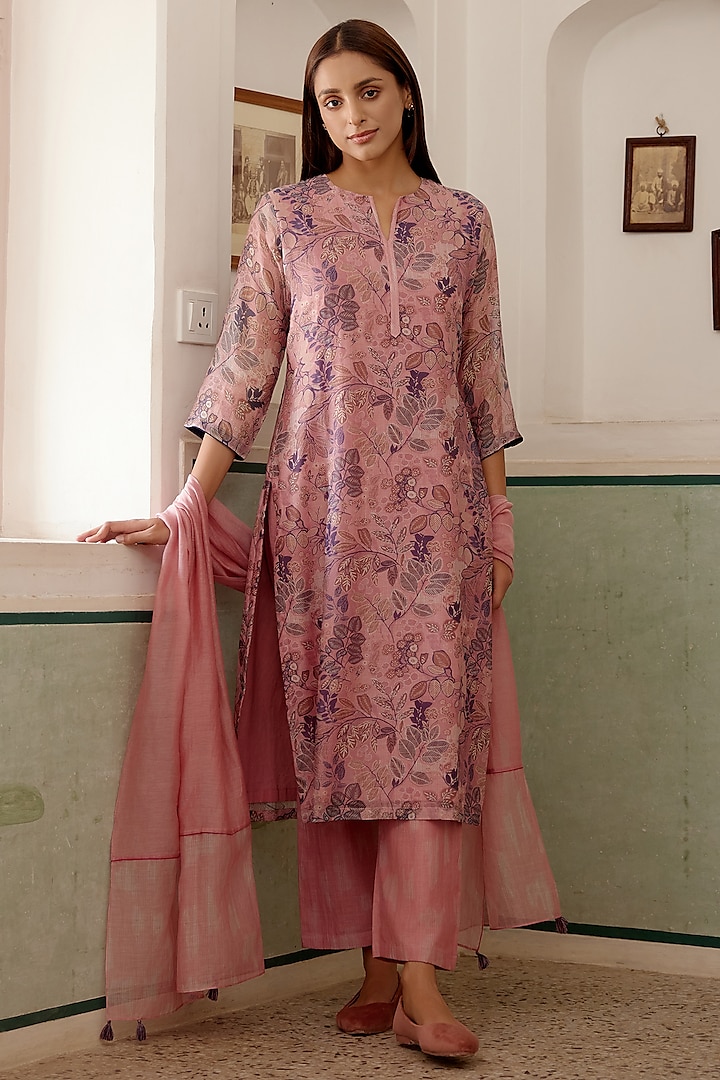 Tulip Pink Muslin Cotton Floral Printed Kurta Set by Vaayu at Pernia's Pop Up Shop