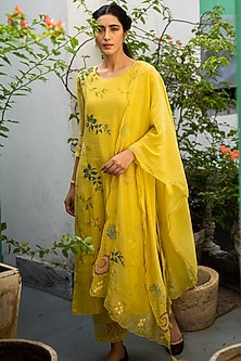 product-color-Yellow